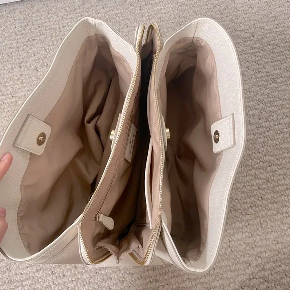 Beige Purse - Picture 8 of 9